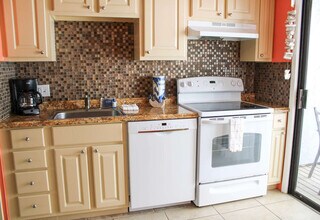 14898 Granada Dr in Corpus Christi, TX - Building Photo - Building Photo