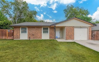 211 W Robin Ln in Harker Heights, TX - Building Photo