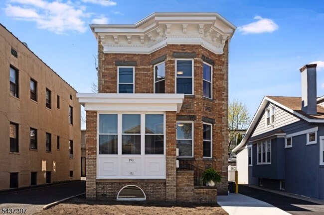 property at 191 Franklin St