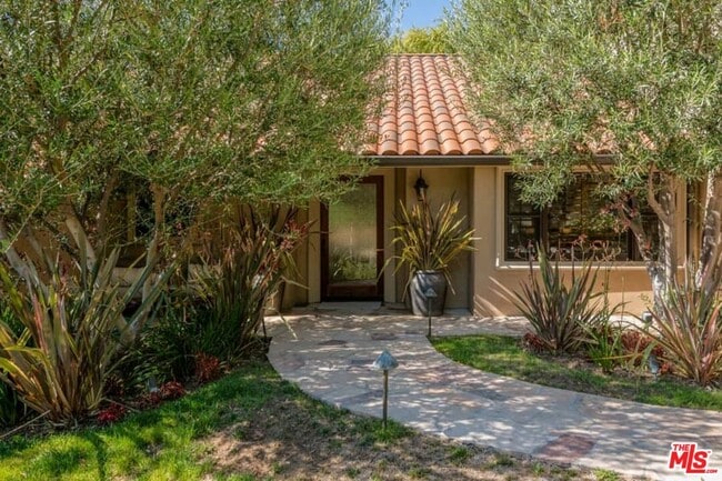 property at 9545 Dalegrove Dr