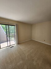 246 Brookberry Cir in Chapel Hill, NC - Building Photo - Building Photo