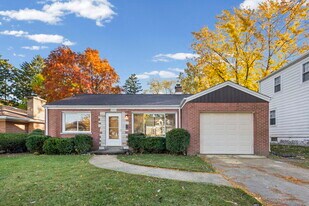 1307 Highridge Pkwy in Westchester, IL - Building Photo