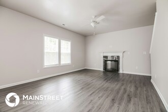 328 Darecrest Ln in Wendell, NC - Building Photo - Building Photo