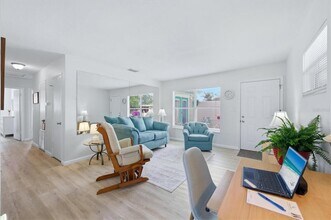 723 S Brink Ave in Sarasota, FL - Building Photo - Building Photo