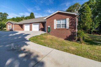 4622 Ventura Dr in Knoxville, TN - Building Photo - Building Photo