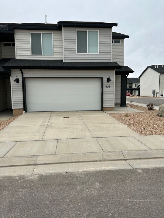 382 W 2025 N in Cedar City, UT - Building Photo