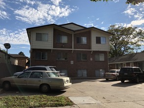 1215 E St in Lincoln, NE - Foto de edificio - Other