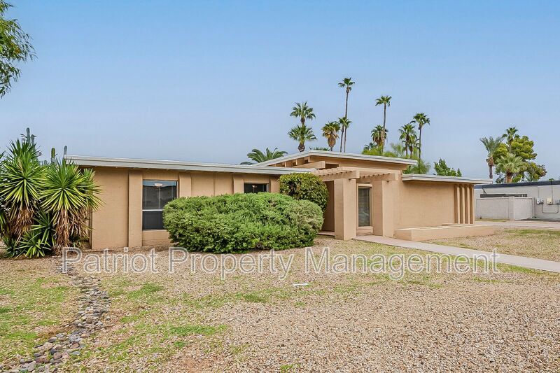 5622 E Voltaire Ave in Scottsdale, AZ - Building Photo
