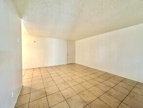 1185 S Alamo Ave in Tucson, AZ - Building Photo - Building Photo