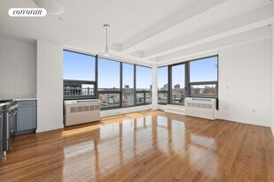 181 E 119th St in New York, NY - Building Photo