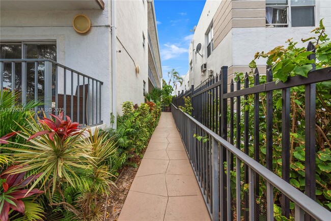 750 Michigan Ave in Miami Beach, FL - Building Photo - Building Photo