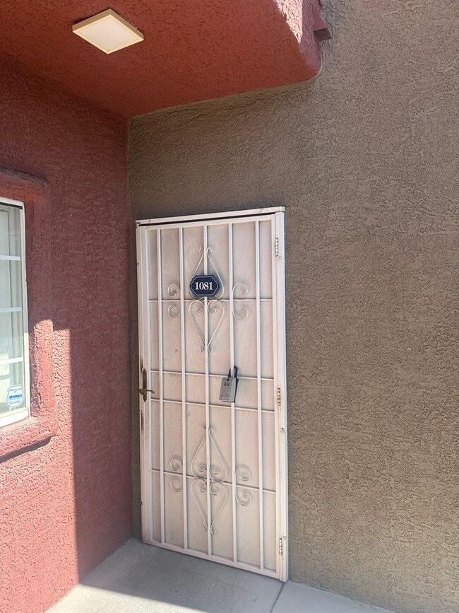 property at 4730 E Craig Rd