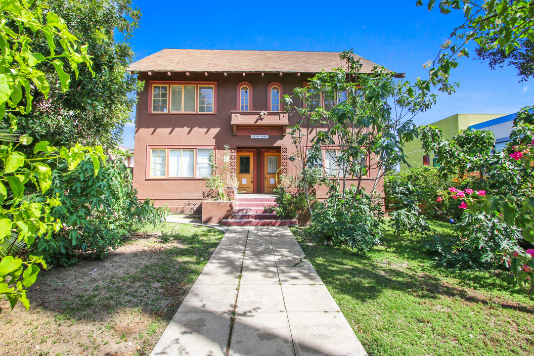 1034 Beacon Ave in Los Angeles, CA - Building Photo