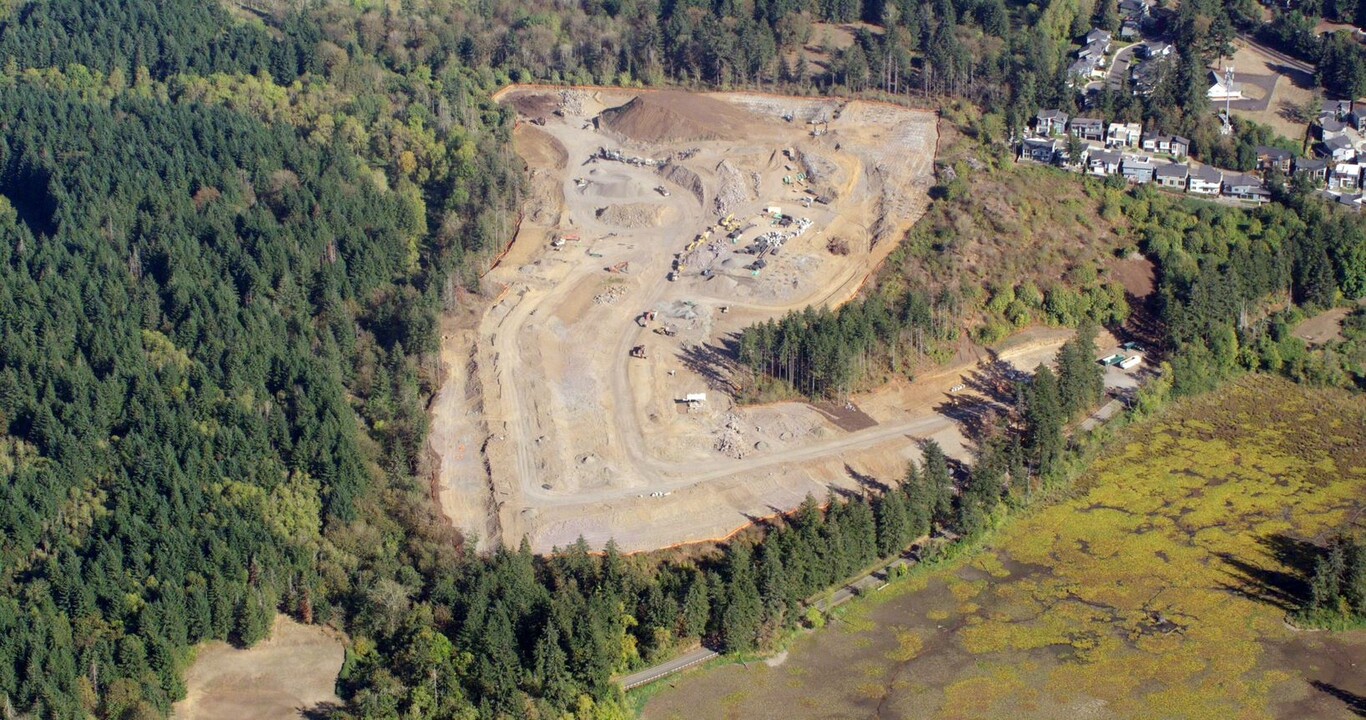 Lacamas Hills in Camas, WA - Foto de edificio