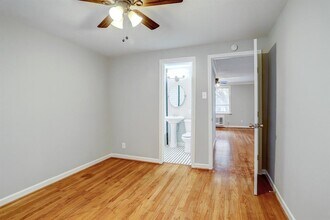 2643 Greenbriar Dr in Houston, TX - Building Photo - Building Photo