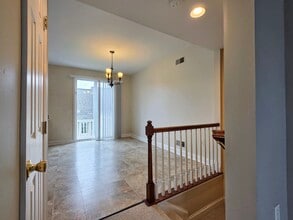 214 Sagamore Hl in Mount Joy, PA - Building Photo - Building Photo