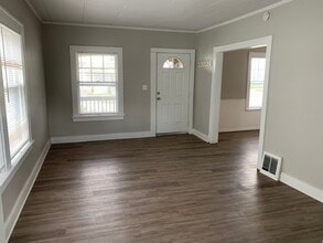 8 Dean St NE in Grand Rapids, MI - Building Photo - Building Photo