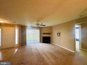 141 Oriole Ct in Hummelstown, PA - Building Photo - Building Photo