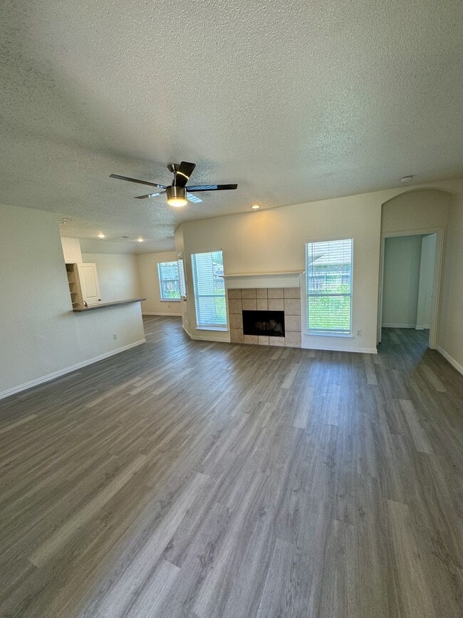 505 Waterford St in Farmersville, TX - Building Photo - Building Photo