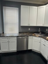 1501 E Baltimore St in Baltimore, MD - Foto de edificio - Building Photo