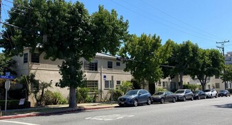 222-228 Idaho Ave in Santa Monica, CA - Building Photo