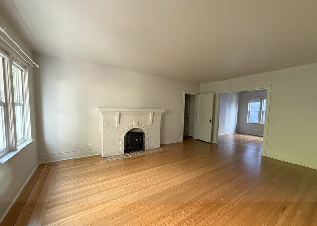 1003 Wolfe Av in Vancouver, BC - Building Photo - Building Photo