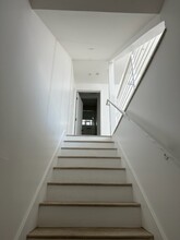 1223 N Kenmore Ave, Unit 1223 in Los Angeles, CA - Building Photo - Building Photo