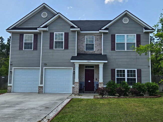 property at 1431 Evergreen Trl