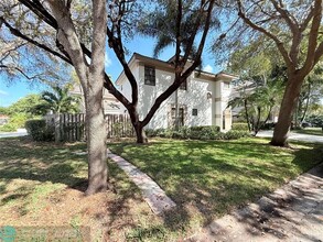 10661 NW 17th Pl in Plantation, FL - Building Photo - Building Photo