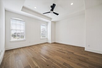 3415 Ridgeway Valley Ln in Houston, TX - Building Photo - Building Photo