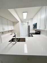 12472 NW 11th Ln in Miami, FL - Building Photo - Building Photo