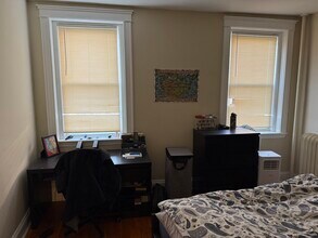 1197 Commonwealth Ave, Unit 9 in Boston, MA - Building Photo - Building Photo