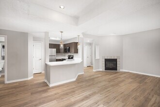Avana Belmar in Lakewood, CO - Building Photo - Building Photo