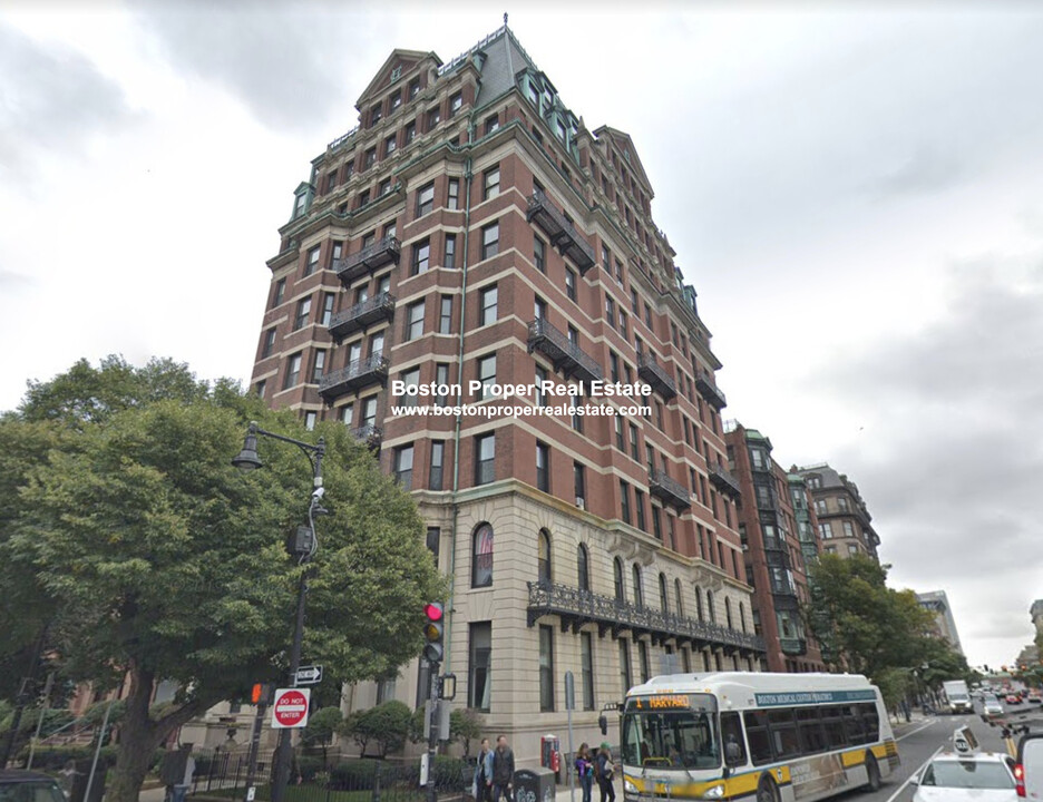 483 Beacon St, Unit 96 in Boston, MA - Foto de edificio