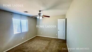 8211 W Mystery Dr in Arizona City, AZ - Building Photo - Building Photo