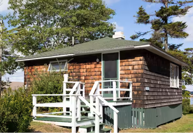 29 Kenyon Rd, Unit #1 in Phippsburg, ME - Building Photo