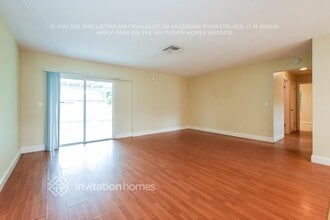 2911 Portsmouth St in Deltona, FL - Foto de edificio - Building Photo