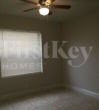 5629 Priscilla Ln in Greenacres, FL - Building Photo - Building Photo