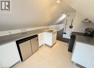 41 Fairview Ave in Hamilton, ON - Building Photo - Building Photo