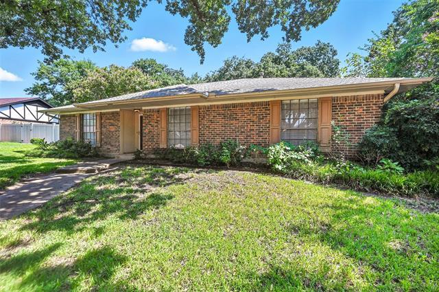 1203 River Oaks Dr in Flower Mound, TX - Building Photo - Building Photo