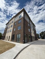 Tower 829 Apartments in Lebanon, TN - Building Photo