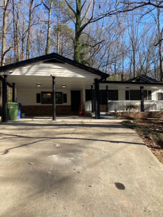 3812 Boulder Park Dr SW in Atlanta, GA - Building Photo