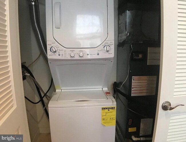 property at 2631 W Girard Ave