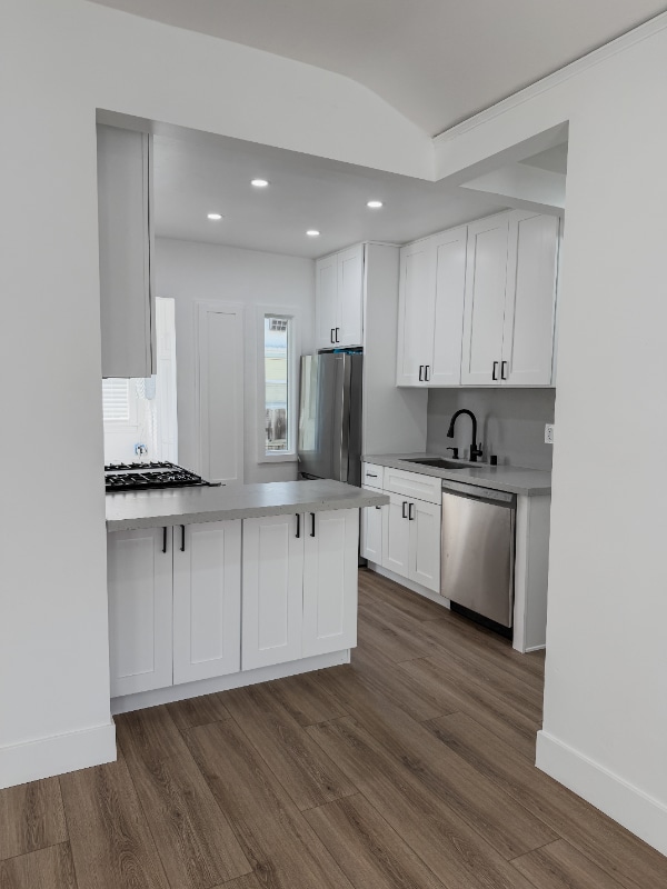 property at 1642 Madison Ave