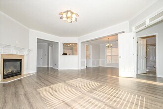 5955 Weddington Dr in Cumming, GA - Building Photo - Building Photo