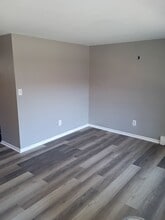 27 W Parkwood Dr in Fairborn, OH - Building Photo - Building Photo