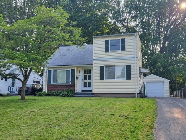 property at 223 Glenbrook Rd