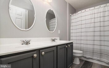 1516 Falling Brook Ct in Odenton, MD - Building Photo - Building Photo