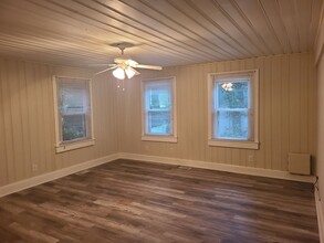 2525 Beaufort Ave-Unit -Unit B in Virginia Beach, VA - Building Photo - Building Photo