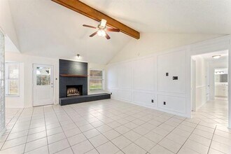 6801 Ridgetop Rd in North Richland Hills, TX - Building Photo - Building Photo